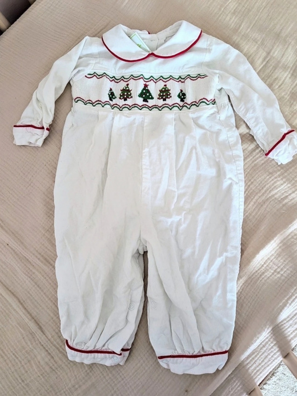 Zk Christmas Tree Embroidered Footie Size 9M Like New
